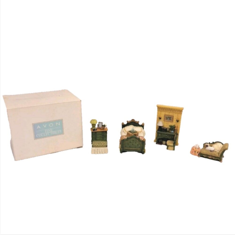 Avon Victorian Memories Miniature Bedroom Furniture Collectibles Dollhouse 2001